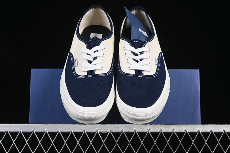 All categories Vans Vans series Vans Low Vans low-top Vans Authentic Reissue 44 Vans official high-end branch low-top casual sneakers VN000CQACIE